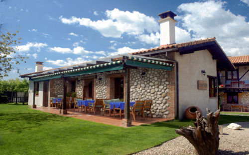 El Canchal De La Gallina - Parking Gratis - Jacuzzi En Privado - Cafeteria - Desayunos - Piscina De Agua Caliente A Partir Del 12 De Abril 2025 헤바스 외부 사진