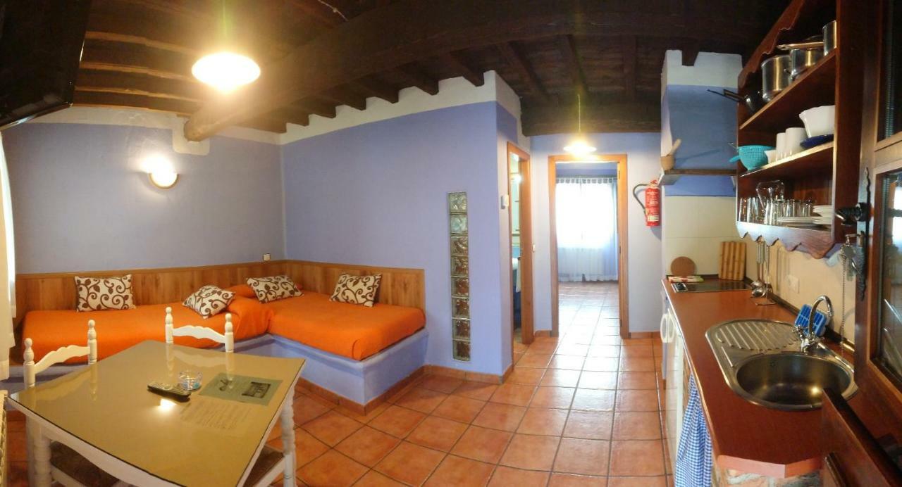 El Canchal De La Gallina - Parking Gratis - Jacuzzi En Privado - Cafeteria - Desayunos - Piscina De Agua Caliente A Partir Del 12 De Abril 2025 헤바스 외부 사진